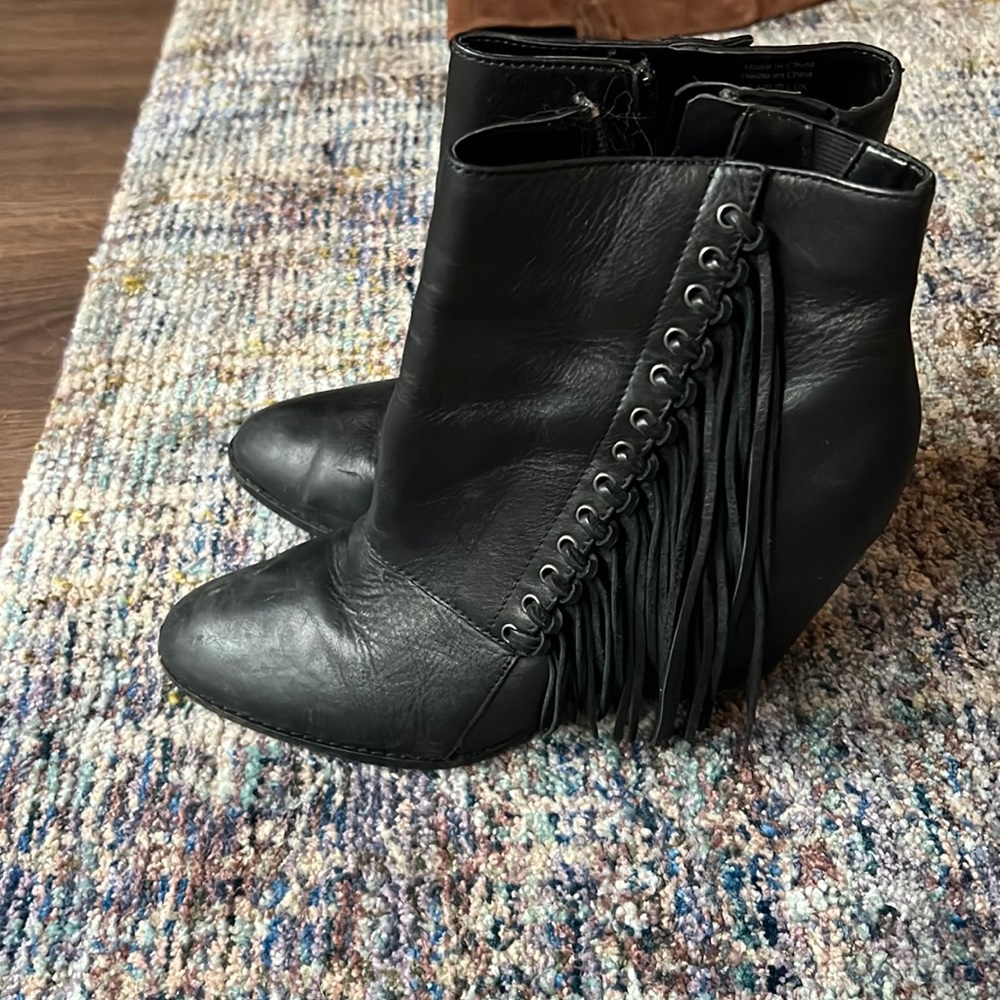 Fringe black booties from aldo